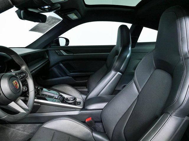 Certified 2024 Porsche 911 Carrera RWD image 5