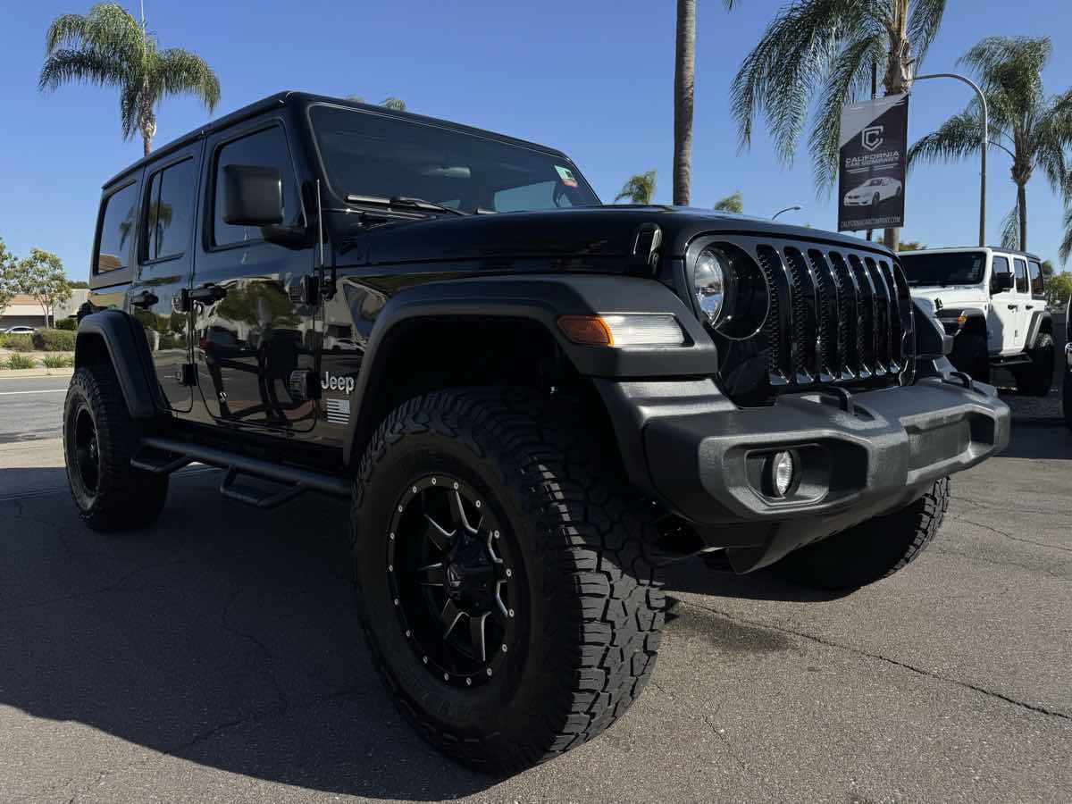 Used 2019 Jeep Wrangler Unlimited Sport S AWD/4WD image 9