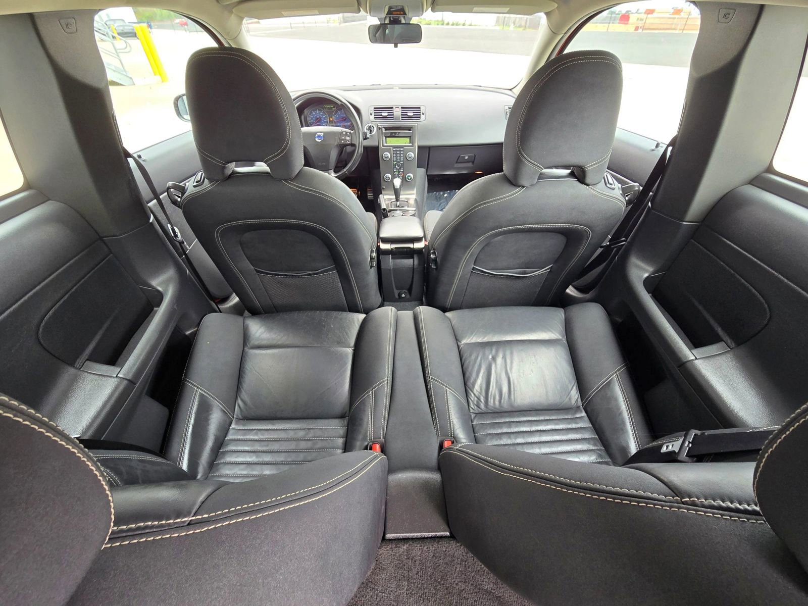 Used 2011 Volvo C30 image 17