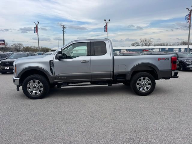 Used 2023 Ford F350 Lariat w/ Chrome Package AWD/4WD image 2