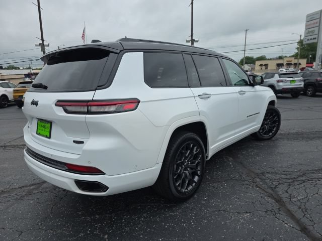 Used 2025 Jeep Grand Cherokee L Summit AWD/4WD image 7