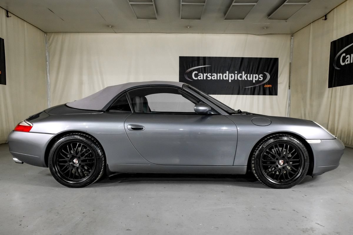 Used 2001 Porsche 911 Carrera RWD image 5