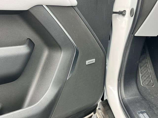 New 2025 Chevrolet Suburban Premier image 24