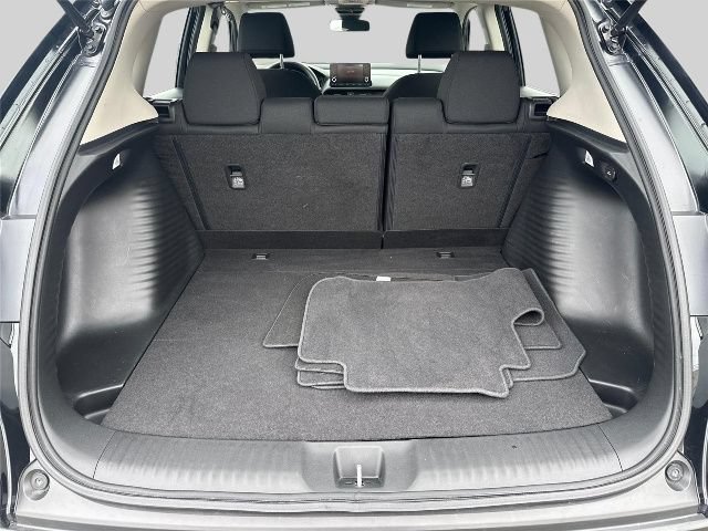 Used 2023 Honda HR-V LX image 16