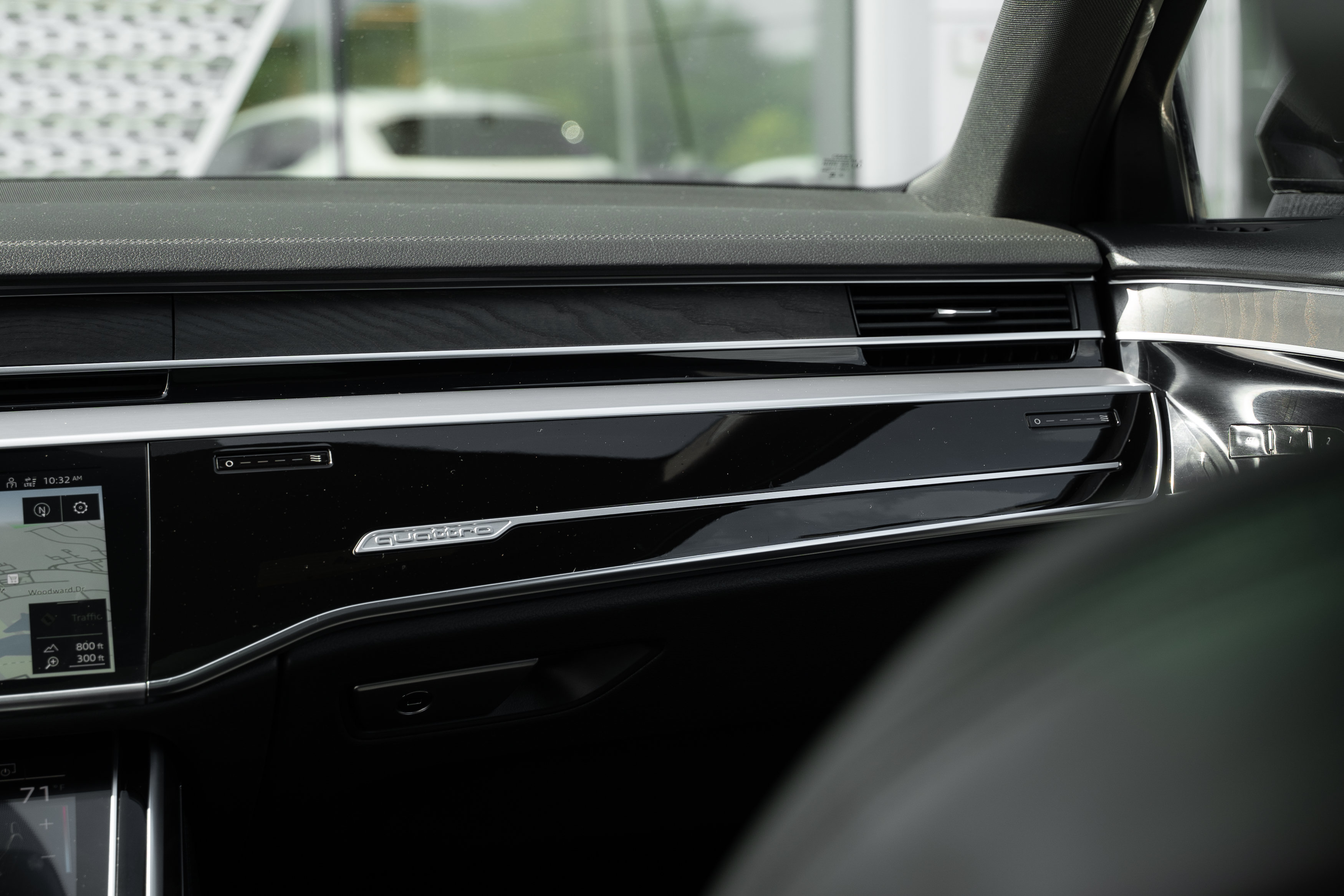 Certified 2022 Audi A8 L 3.0T AWD/4WD image 13