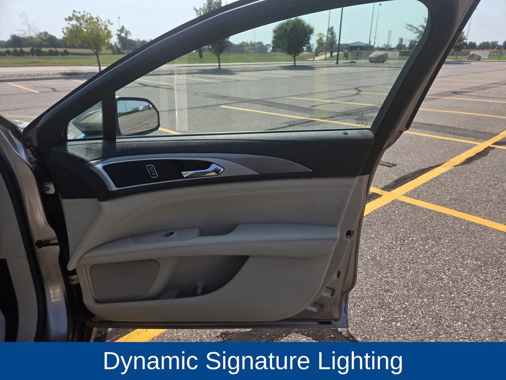 Used 2020 Lincoln MKZ AWD w/ Convenience Package image 38