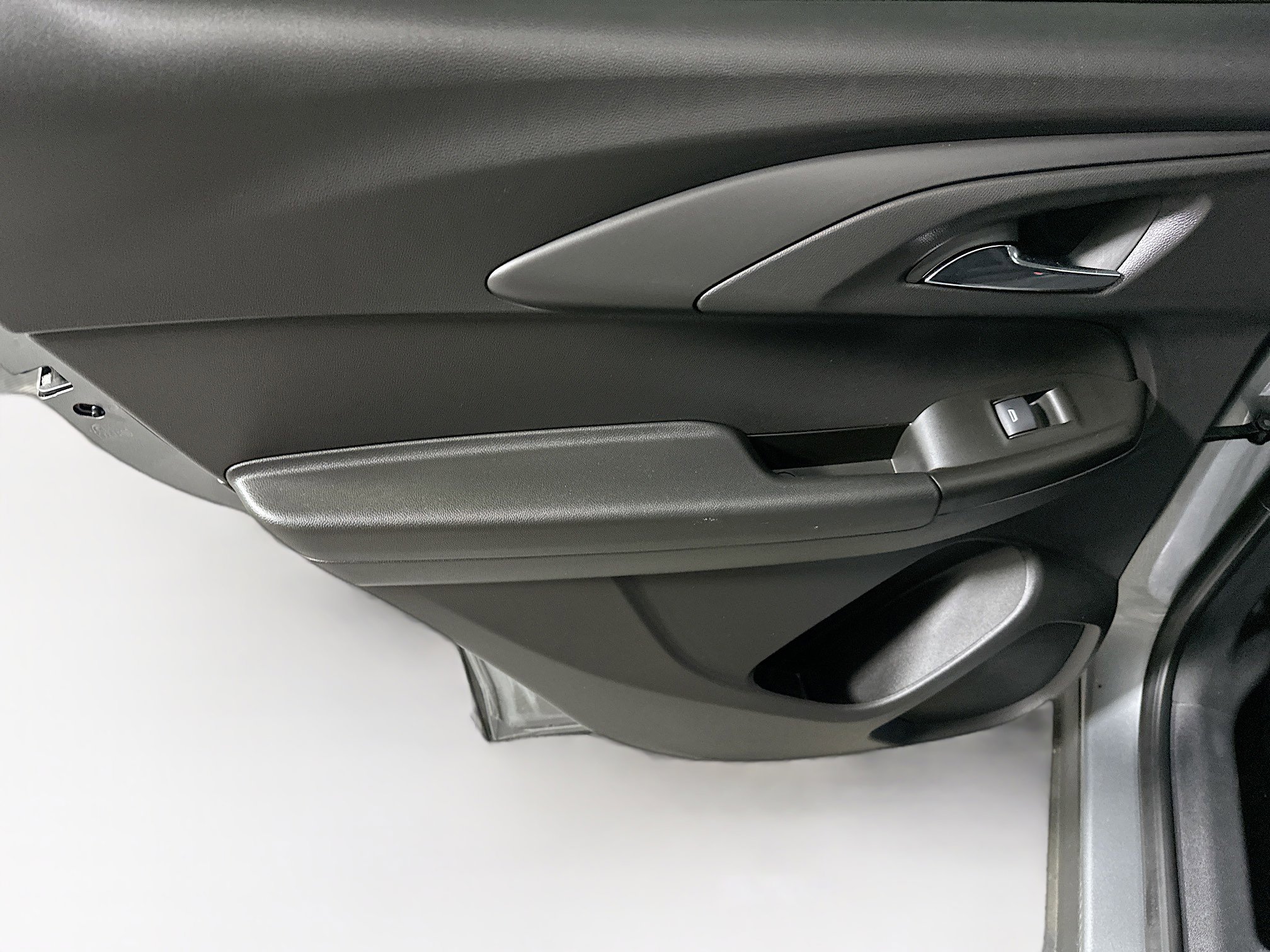 Used 2025 Chevrolet TrailBlazer LT AWD/4WD image 24