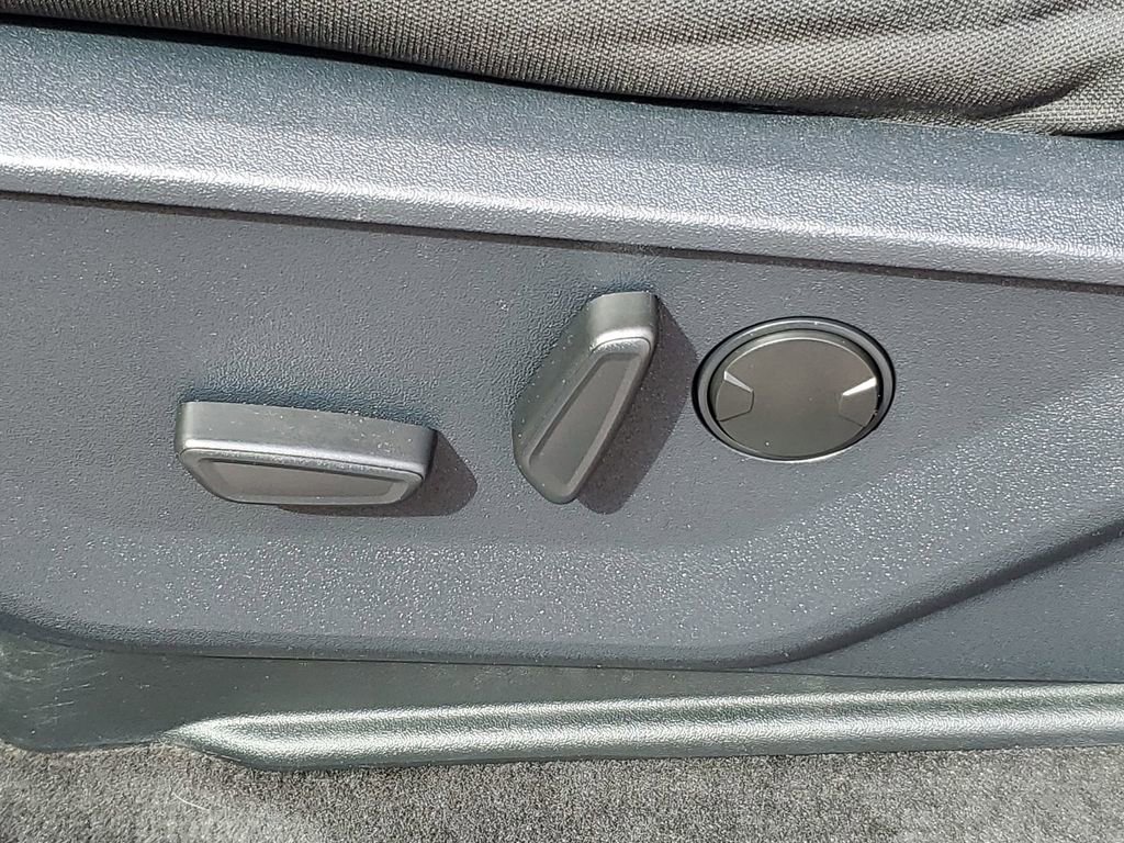 Used 2022 Ford F150 XLT w/ Equipment Group 302A High image 38