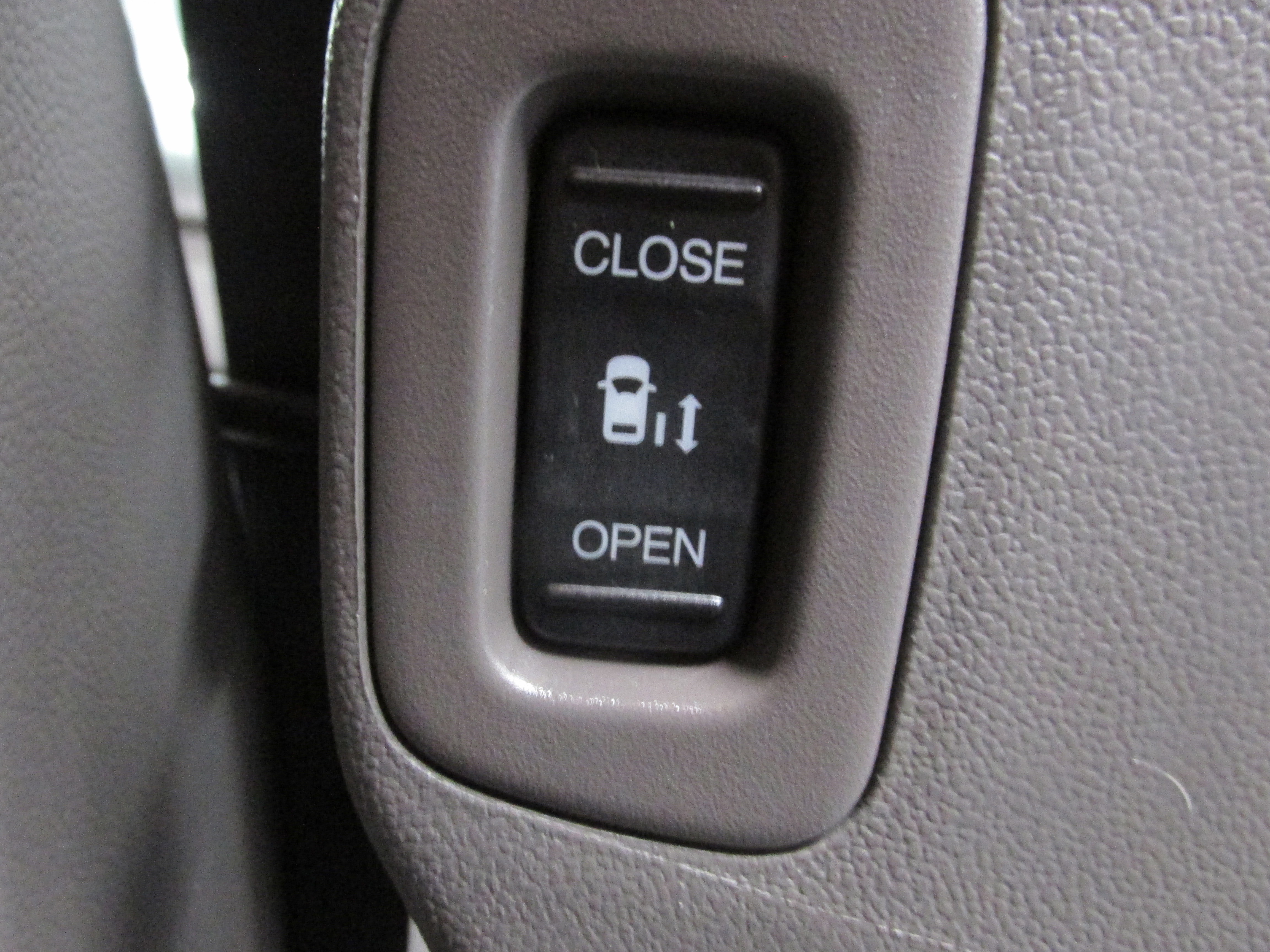 Used 2016 Honda Odyssey EX-L image 28