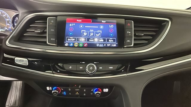 Used 2022 Buick Enclave Avenir w/ Avenir Technology Package AWD/4WD image 23