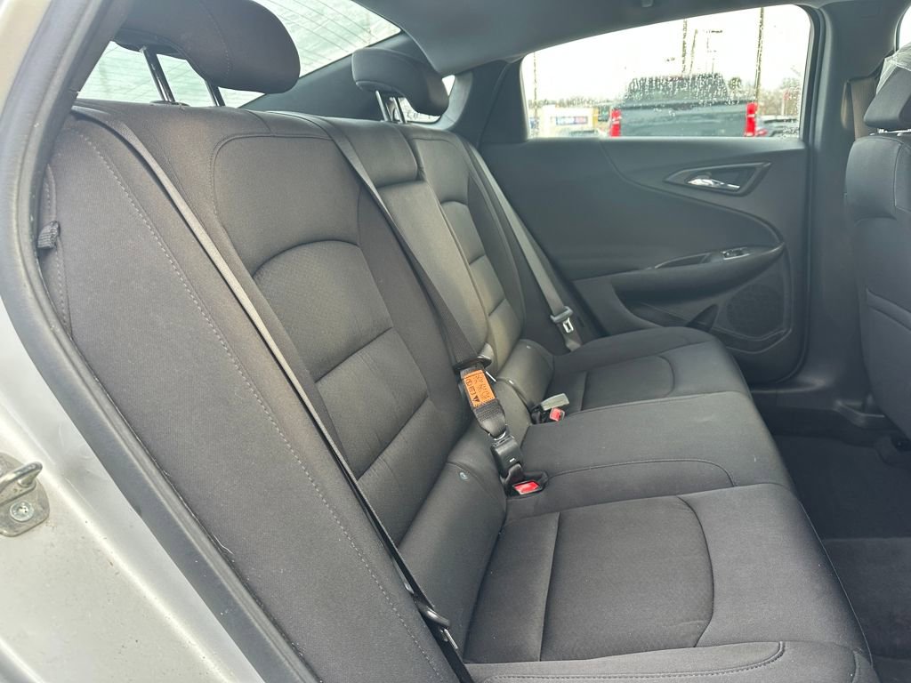 Used 2022 Chevrolet Malibu LT image 11