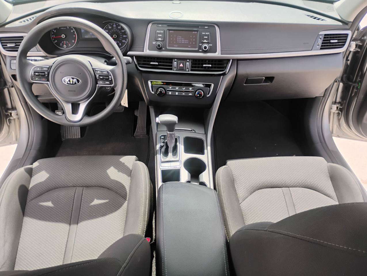 Used 2017 Kia Optima LX FWD image 49