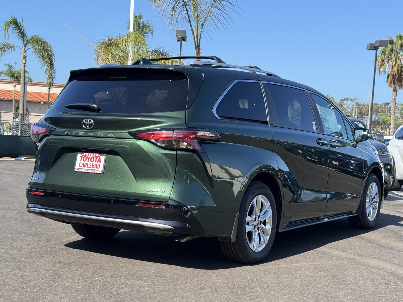 New 2026 Toyota Sienna Limited FWD image 14