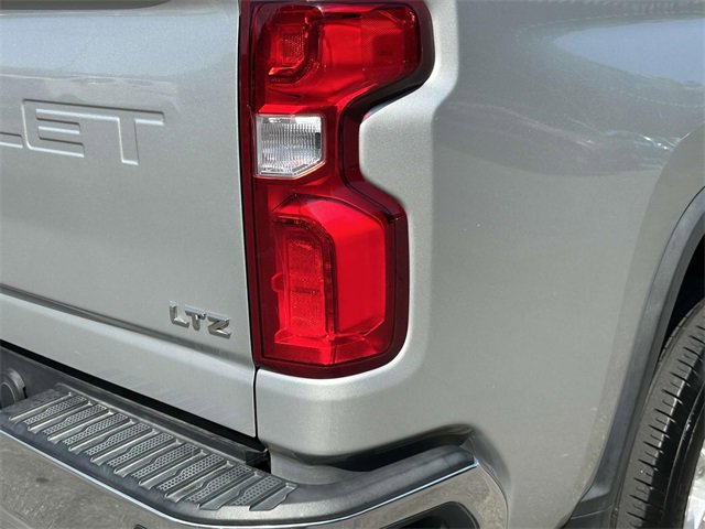 Used 2020 Chevrolet Silverado 2500 LTZ w/ Z71 Off-Road Package image 19