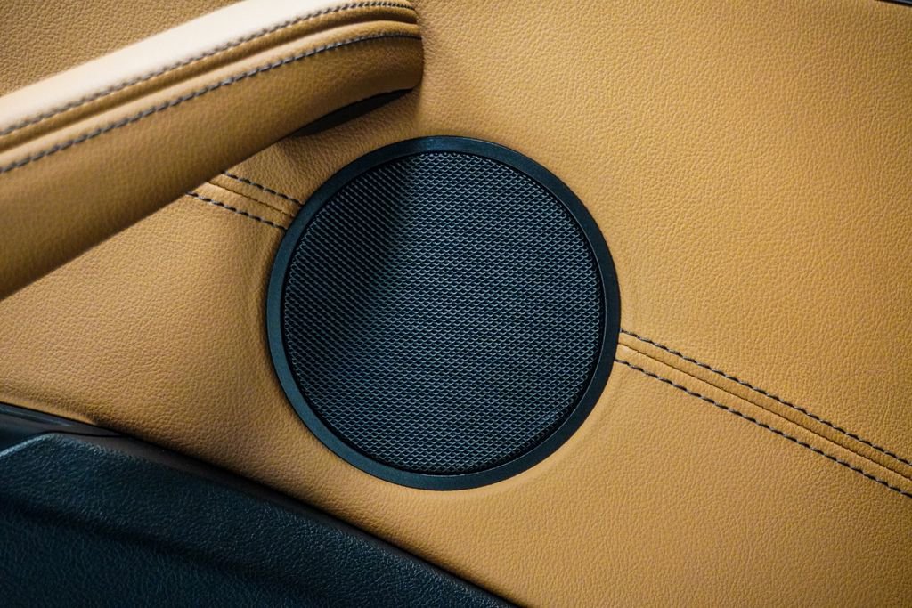 Used 2024 BMW X4 M40i image 25