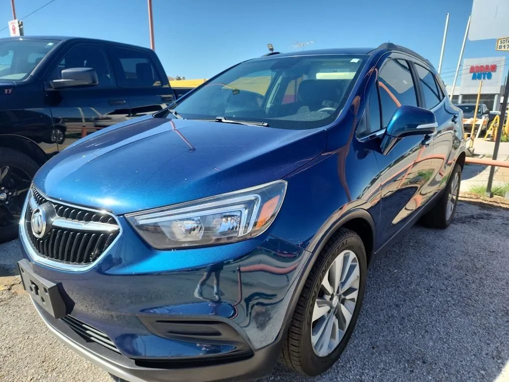 Used 2019 Buick Encore Preferred FWD image 1