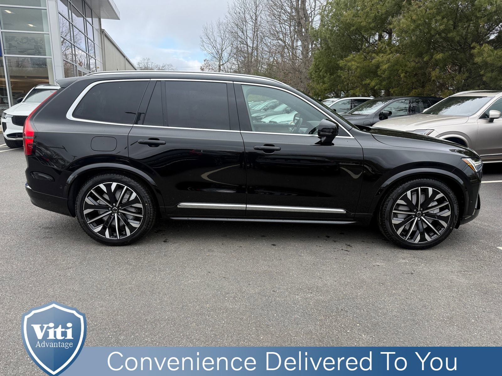 New 2026 Volvo XC90 T8 Ultra w/ Lounge Package image 9