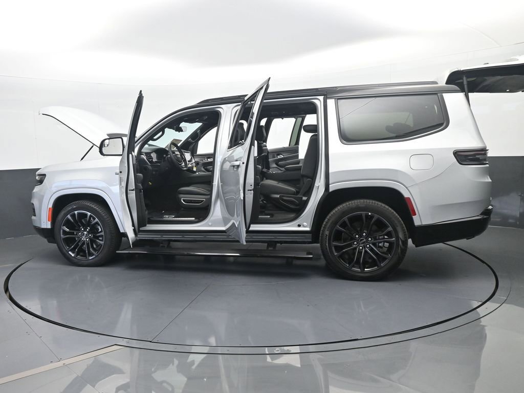 Used 2024 Jeep Grand Wagoneer Series II w/ Quick Order Packagew 28T image 37