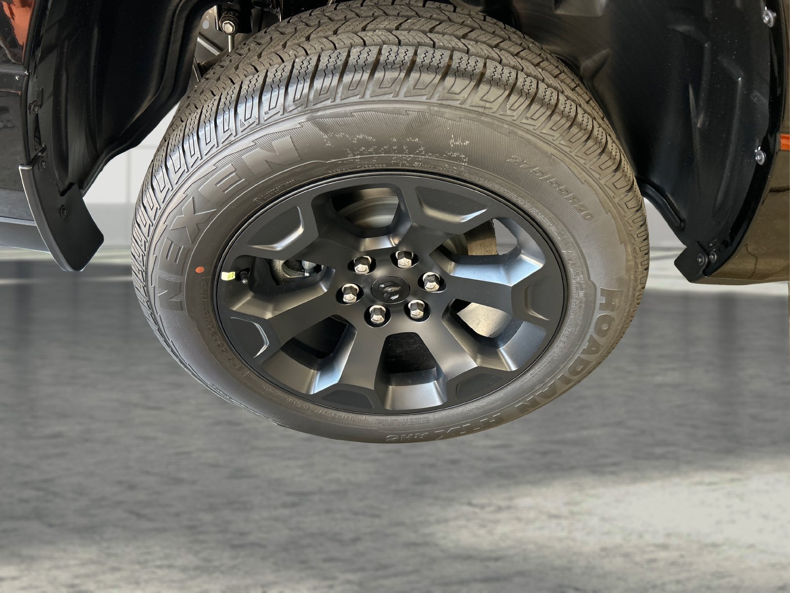 New 2026 RAM 1500 Express AWD/4WD image 20