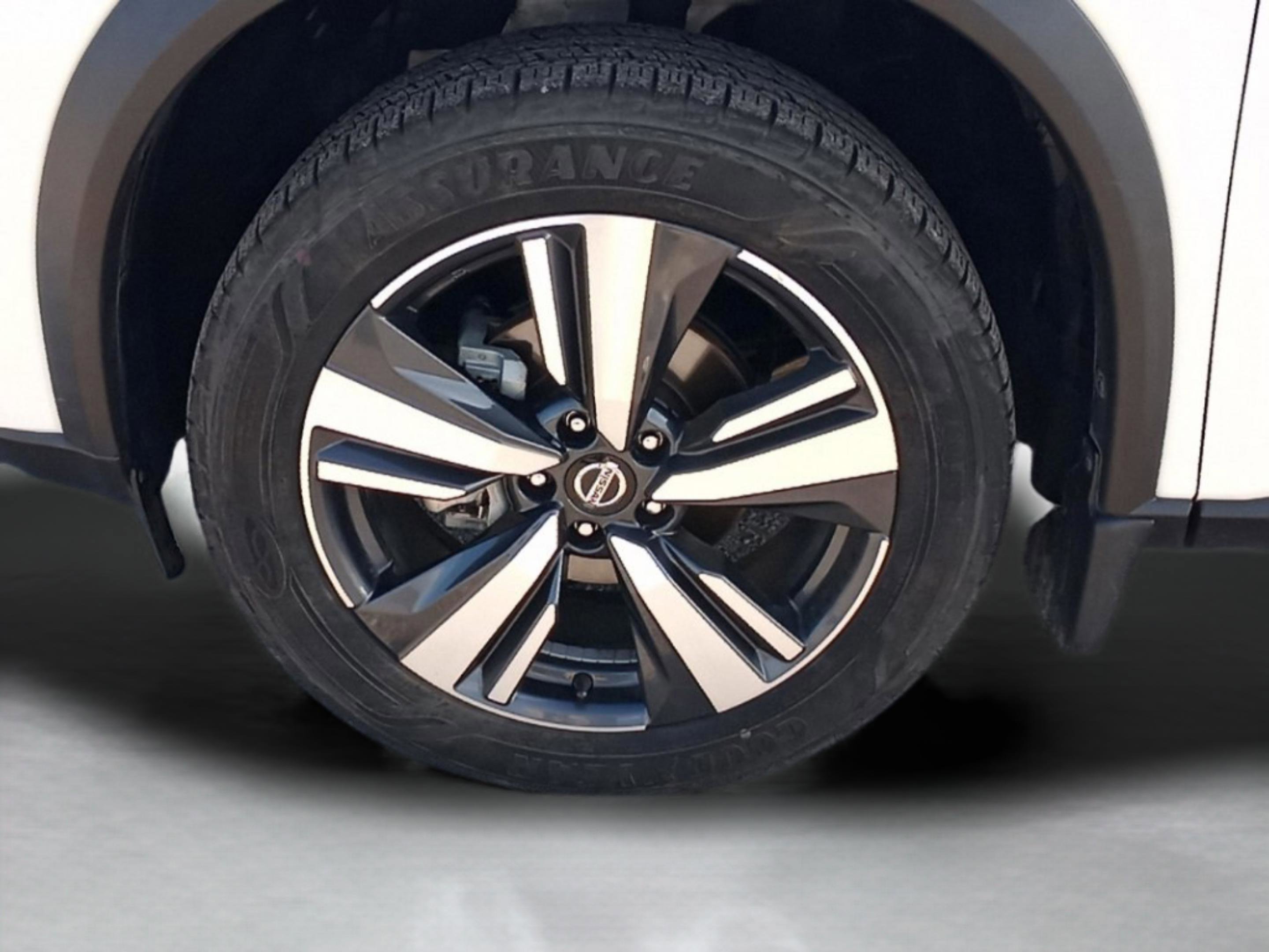 Used 2021 Nissan Rogue SL w/ Premium Package image 41