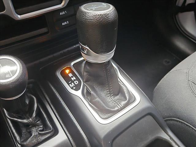Used 2018 Jeep Wrangler Unlimited Sport AWD/4WD image 12