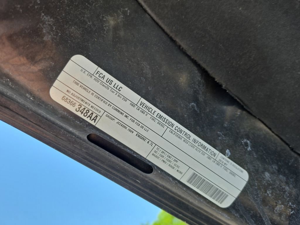 Used 2018 RAM 2500 SLT w/ Luxury Group AWD/4WD image 31