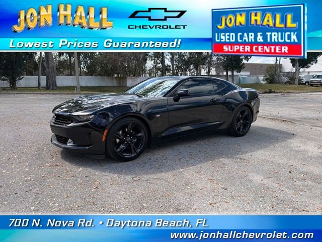 Used 2020 Chevrolet Camaro LT w/ RS Package image 2