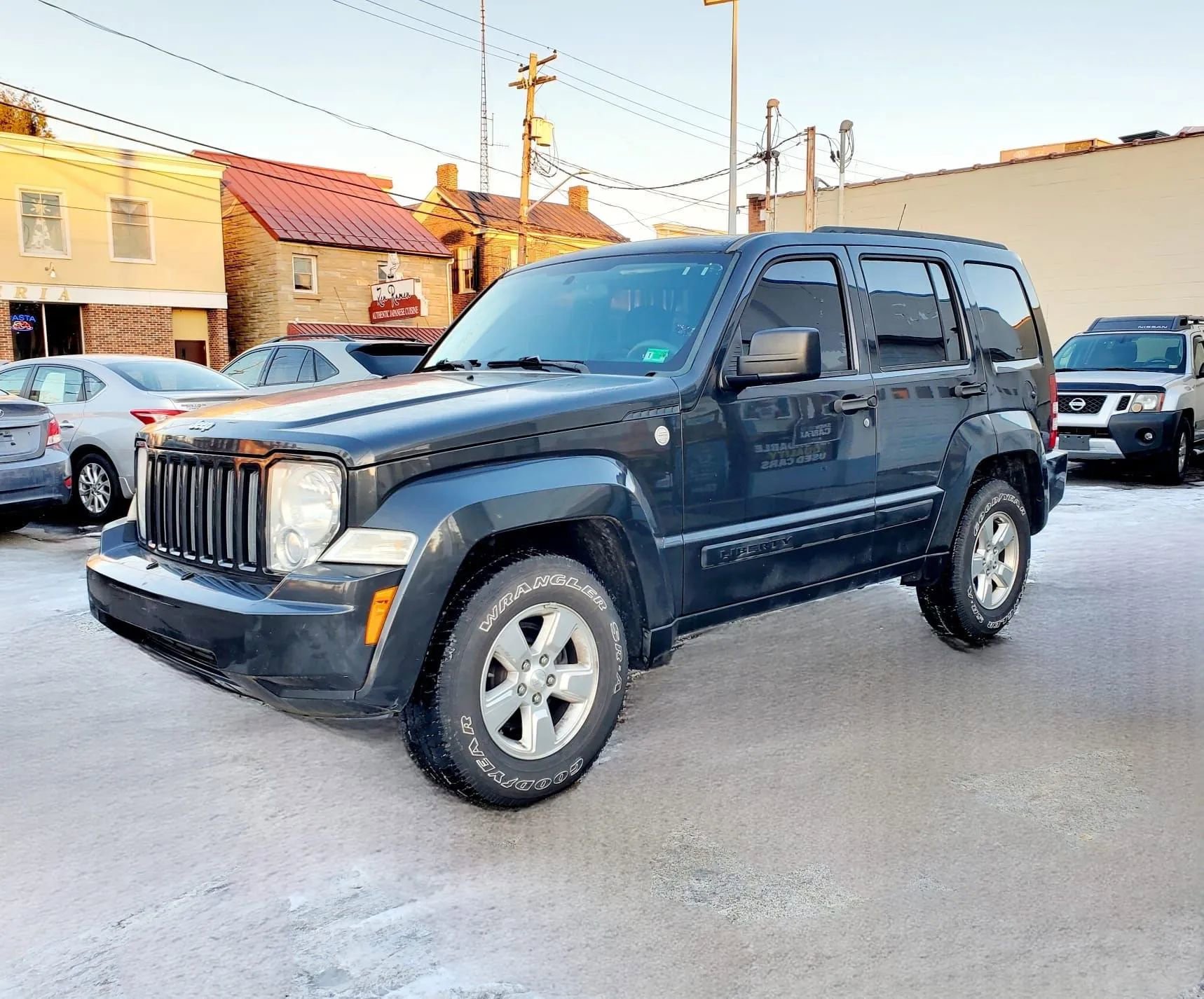Used 2011 Jeep Liberty Sport AWD/4WD image 1