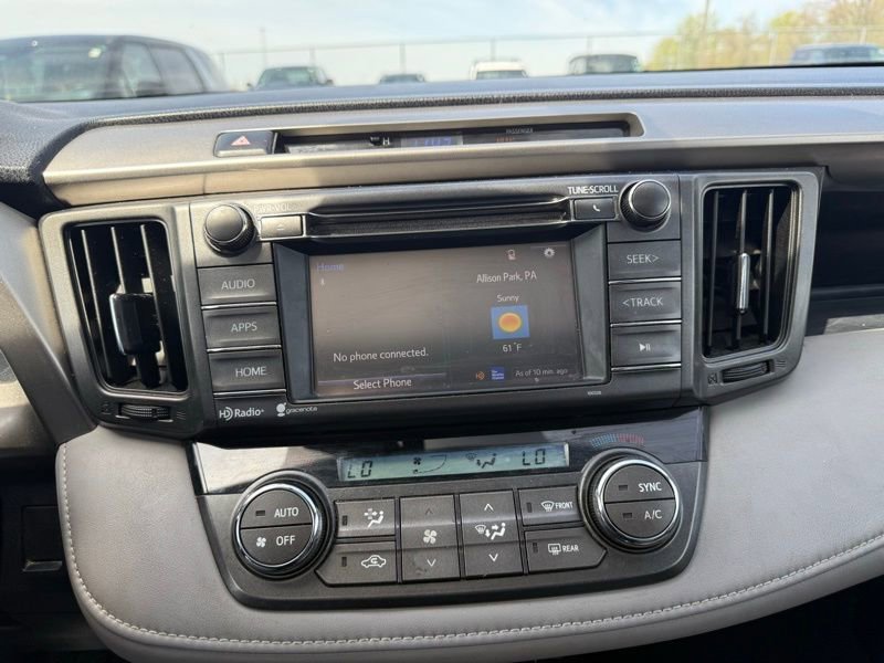 Used 2015 Toyota RAV4 XLE AWD/4WD image 12