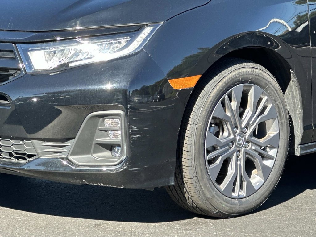 Used 2025 Honda Odyssey Touring image 8