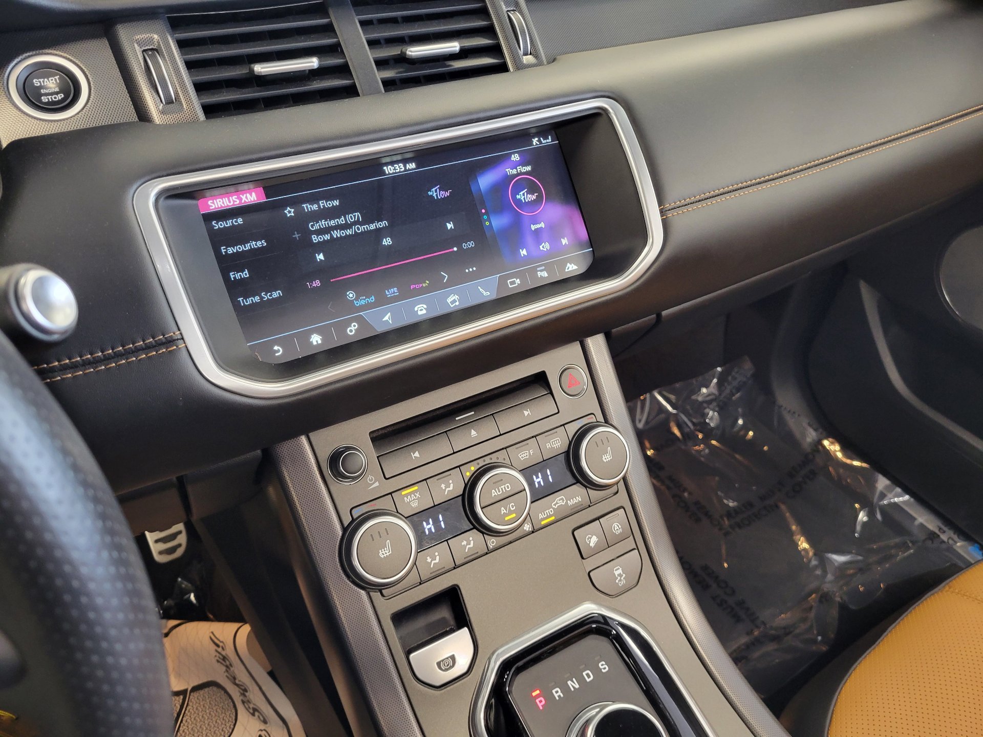 Used 2019 Land Rover Range Rover Evoque HSE Dynamic image 25