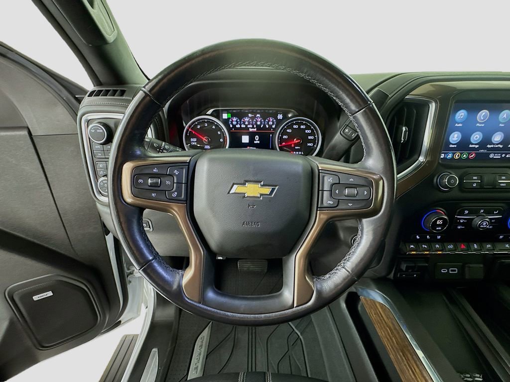 Used 2021 Chevrolet Silverado 1500 High Country w/ Technology Package image 13