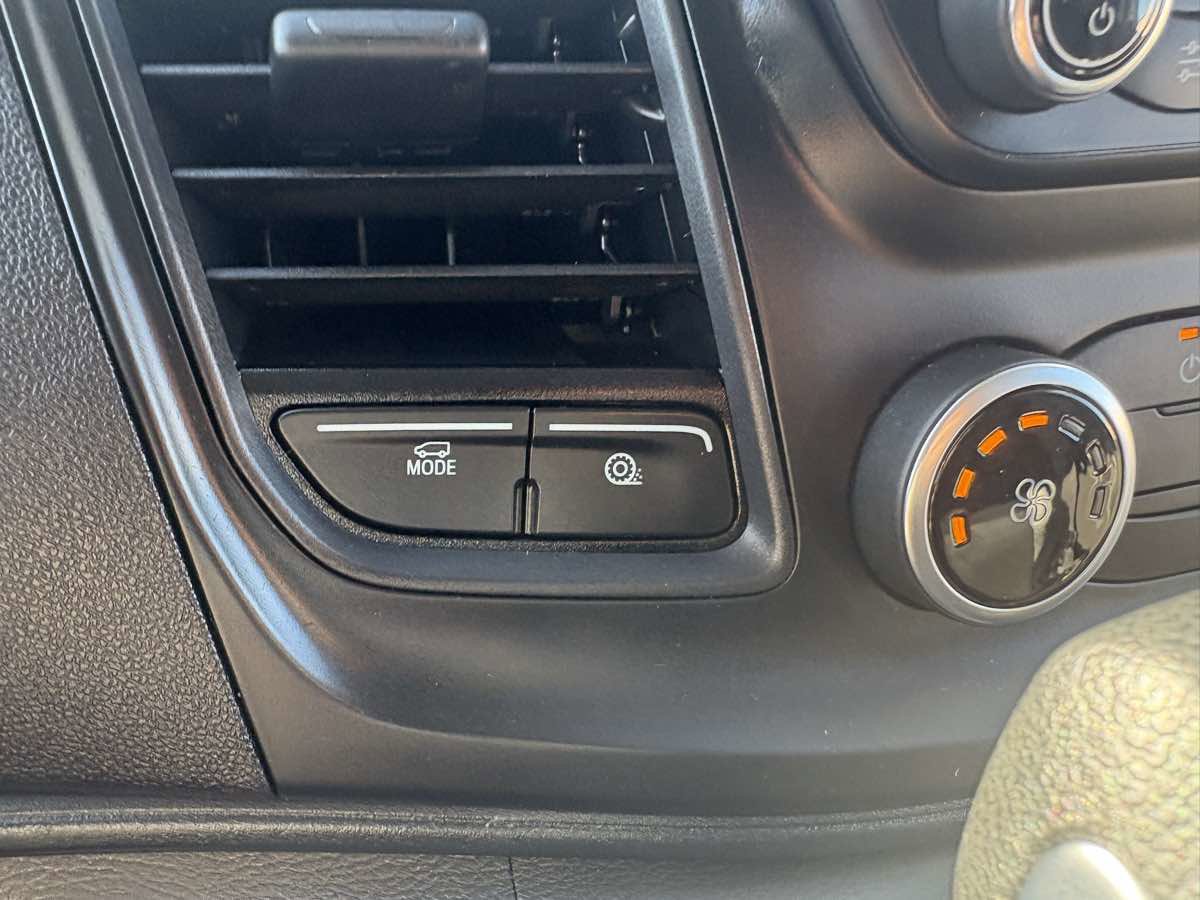 Used 2024 Ford Transit 250 148 Medium Roof Extended AWD image 35