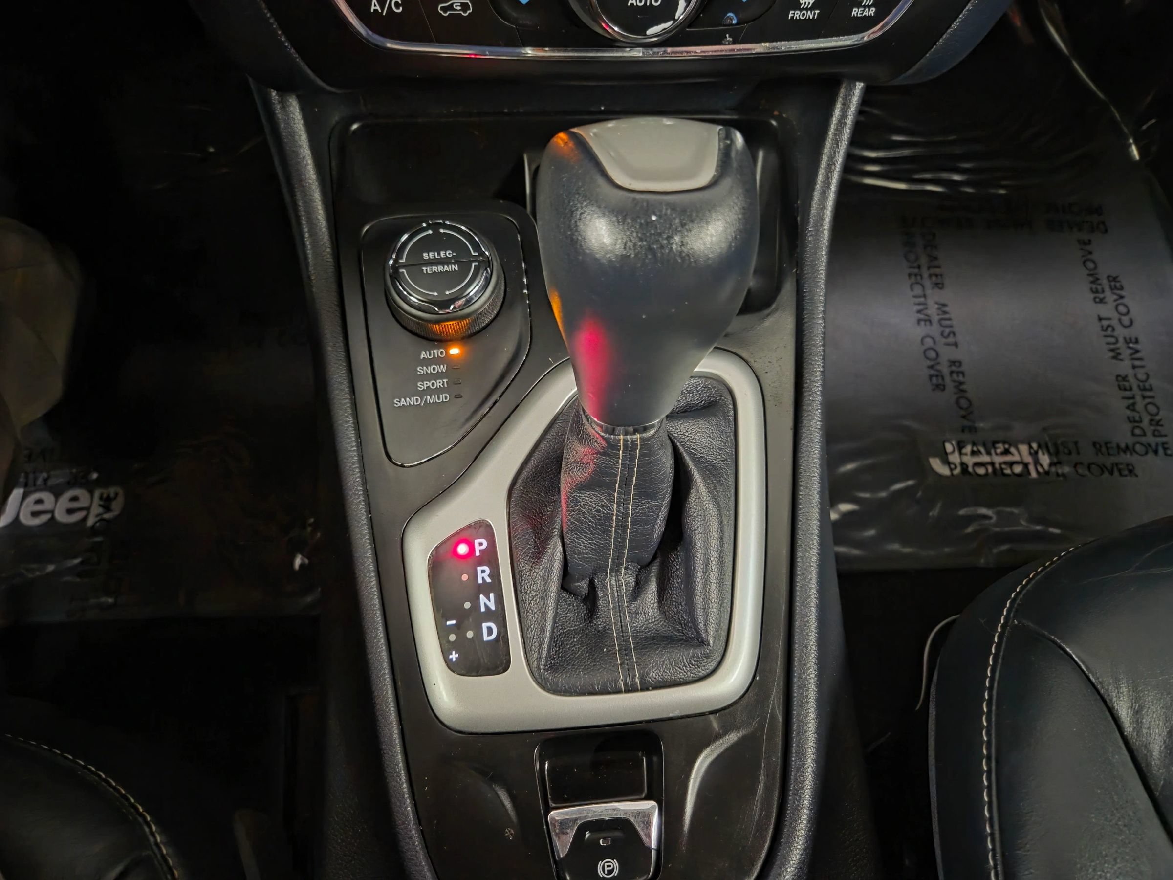Used 2014 Jeep Cherokee Limited AWD/4WD image 24
