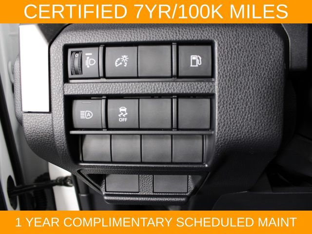 Used 2025 Toyota 4Runner SR5 AWD/4WD image 18