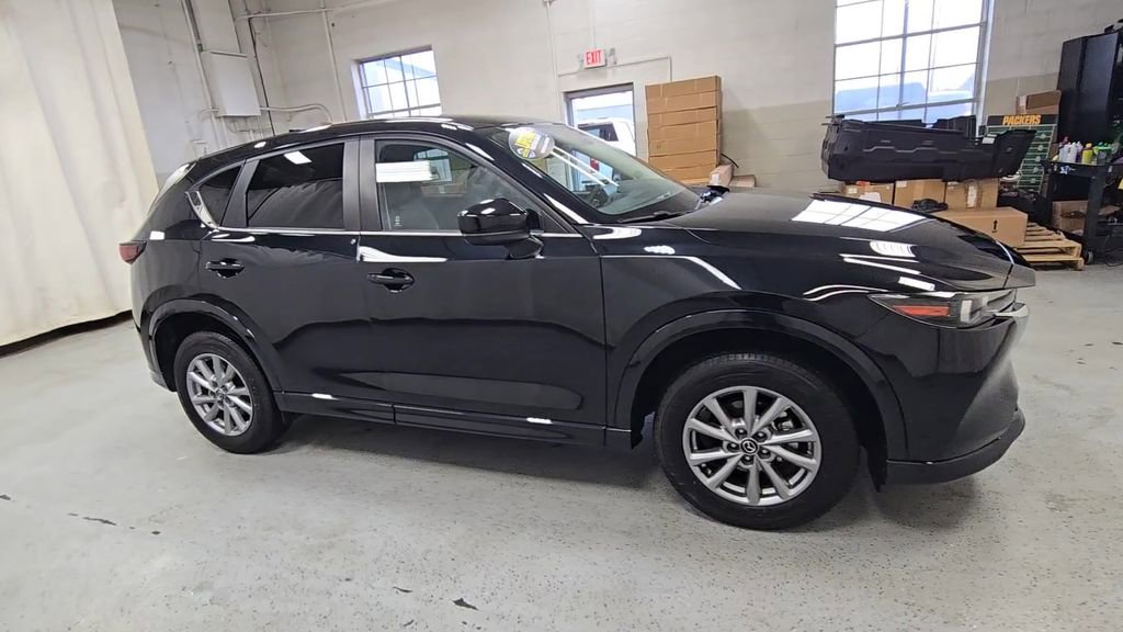 Used 2025 MAZDA CX-5 AWD 2.5 S w/ Preferred Package image 3