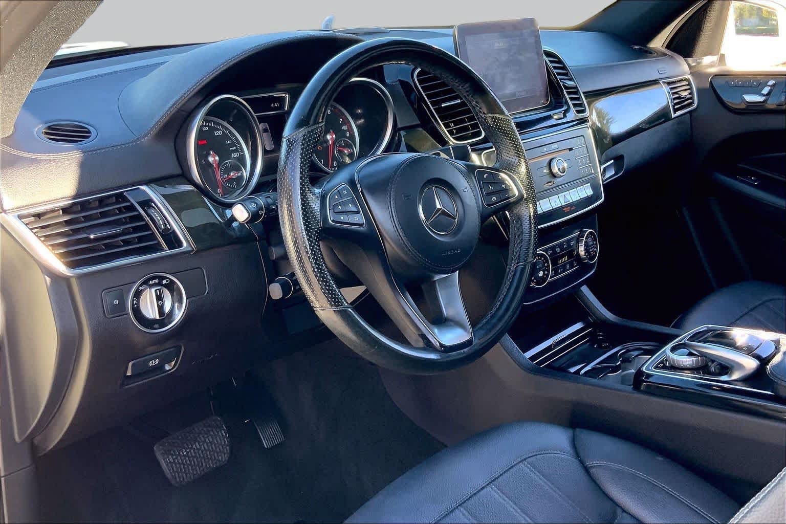 Used 2019 Mercedes-Benz GLS 450 4MATIC image 18