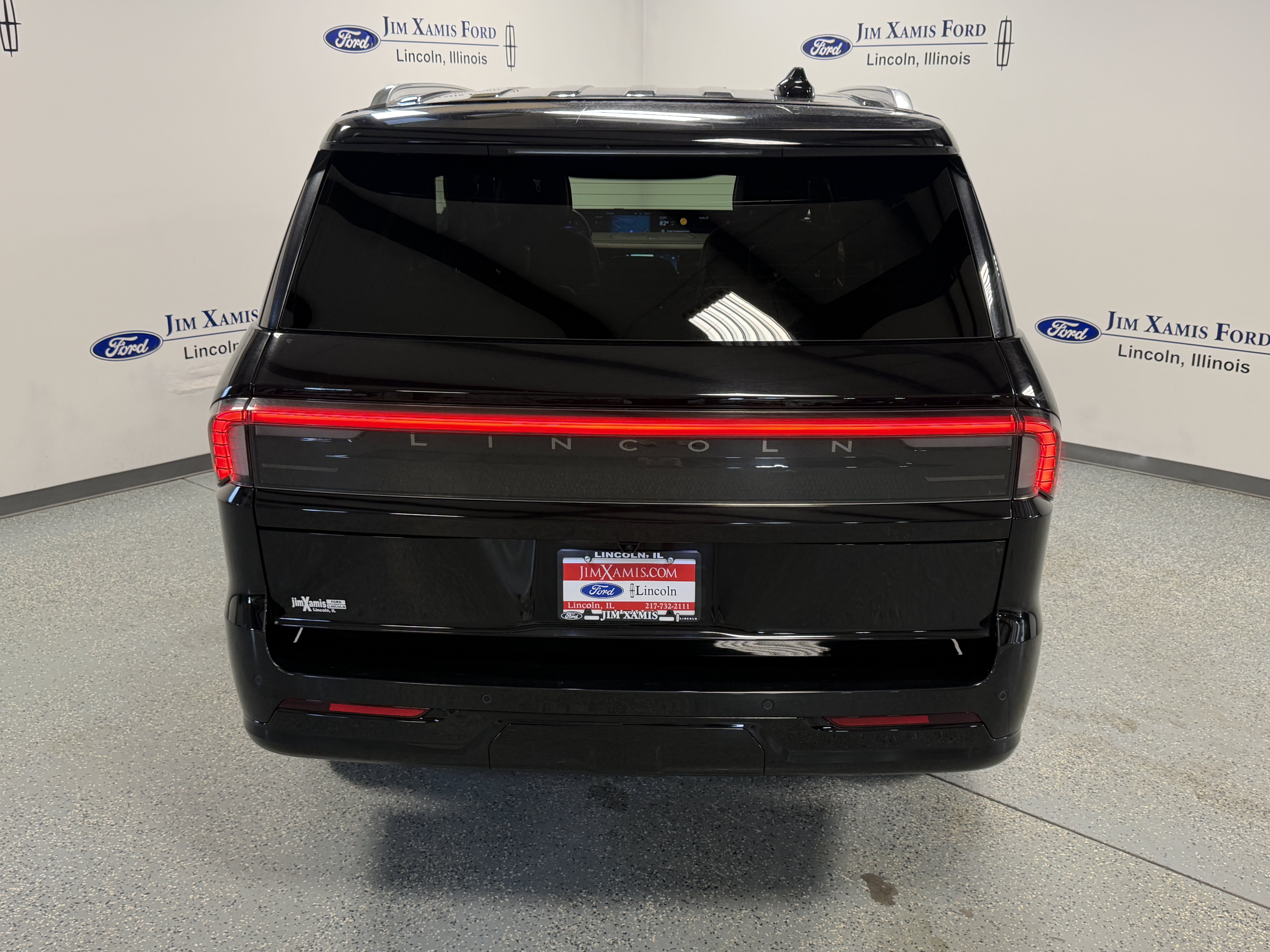 Used 2025 Lincoln Navigator Reserve AWD/4WD image 38