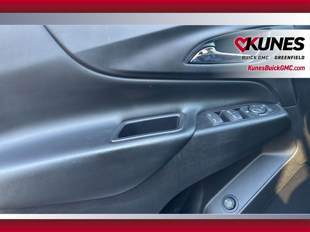 Used 2019 Chevrolet Equinox LT image 18