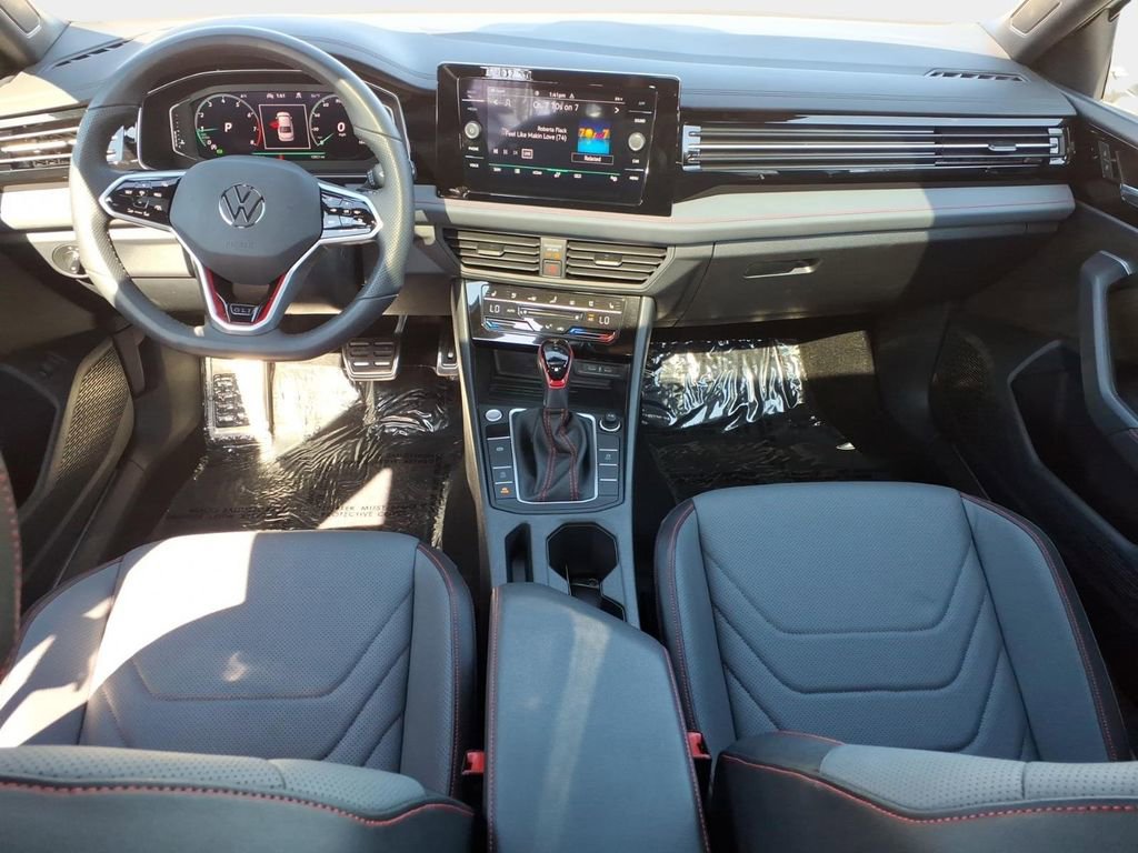 Certified 2025 Volkswagen Jetta GLI Autobahn w/ GLI Black Package image 8