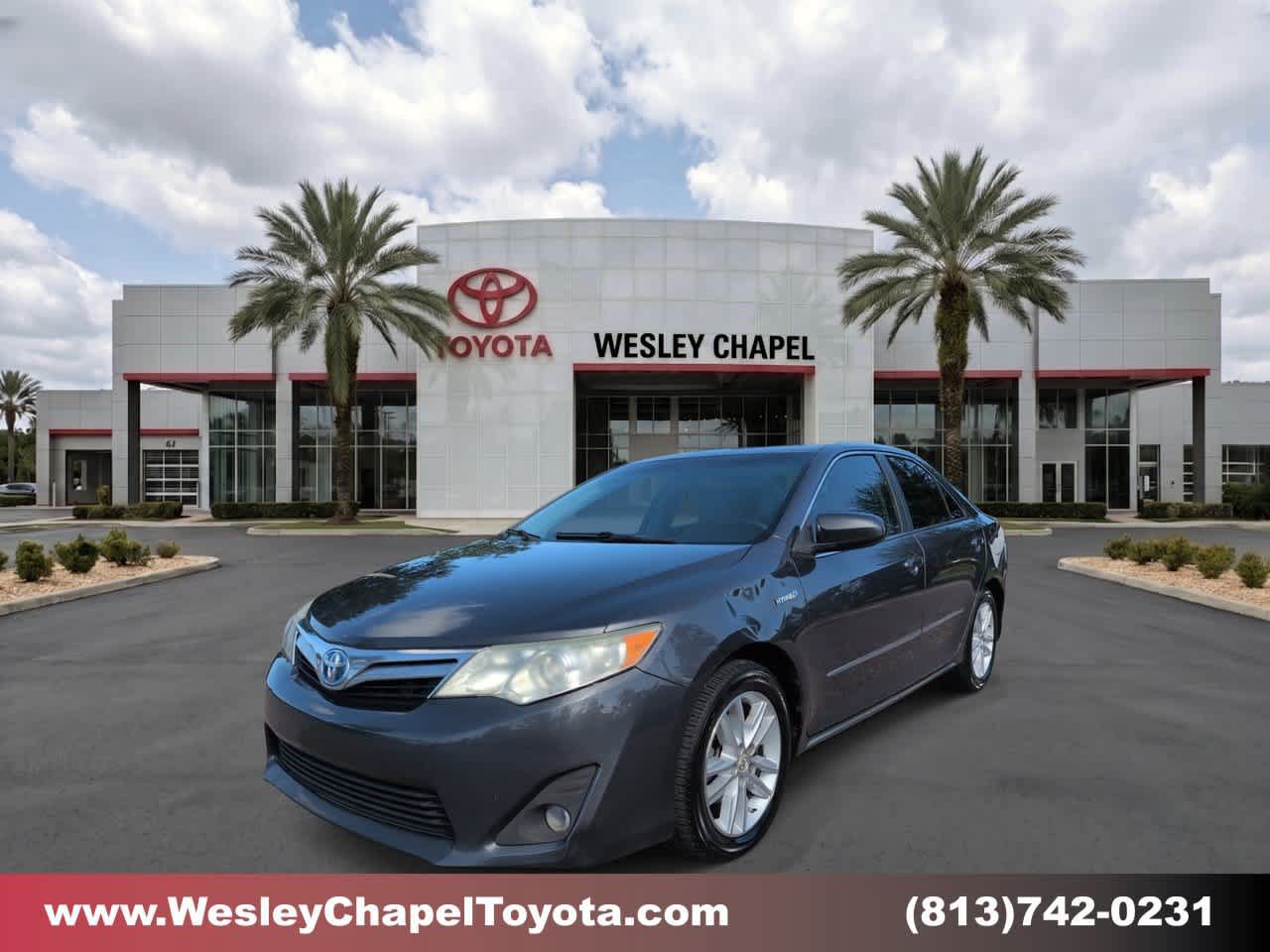 Used 2014 Toyota Camry LE FWD image 1