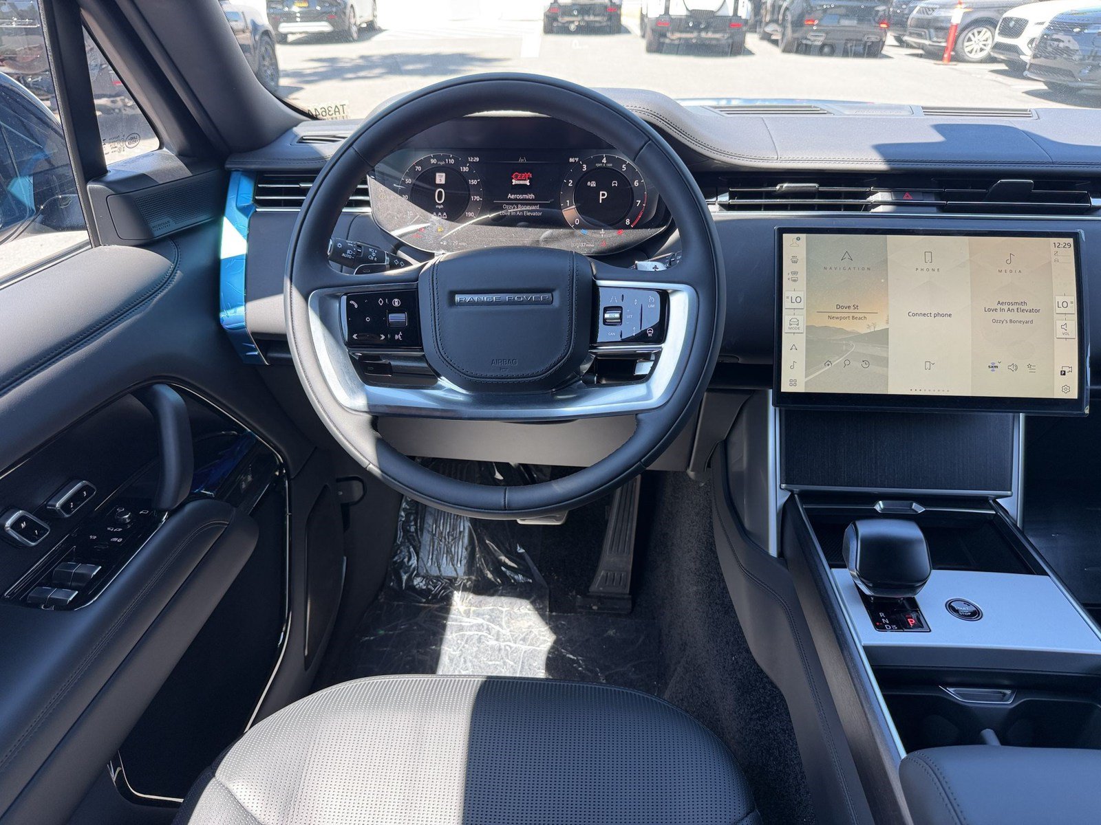 New 2026 Land Rover Range Rover SV AWD/4WD image 29