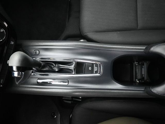 Used 2018 Honda HR-V LX image 17