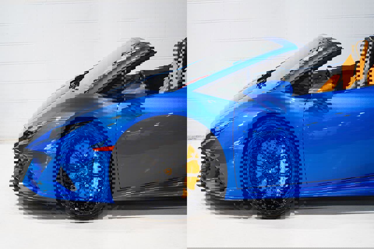 Used 2023 Lamborghini Huracan EVO image 34