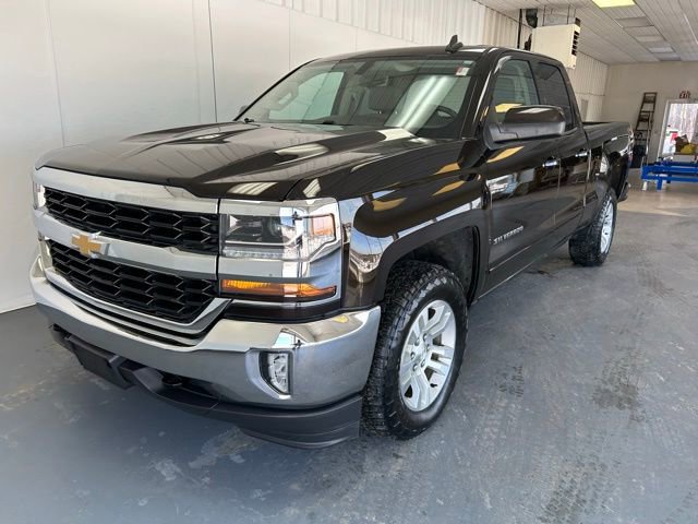 Used 2018 Chevrolet Silverado 1500 LT w/ All Star Edition image 4