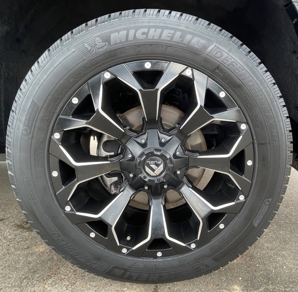 Used 2021 Ford F150 Lariat w/ Tow Technology Package image 12