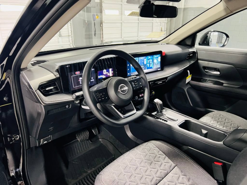 New 2026 Nissan Kicks SV FWD image 19