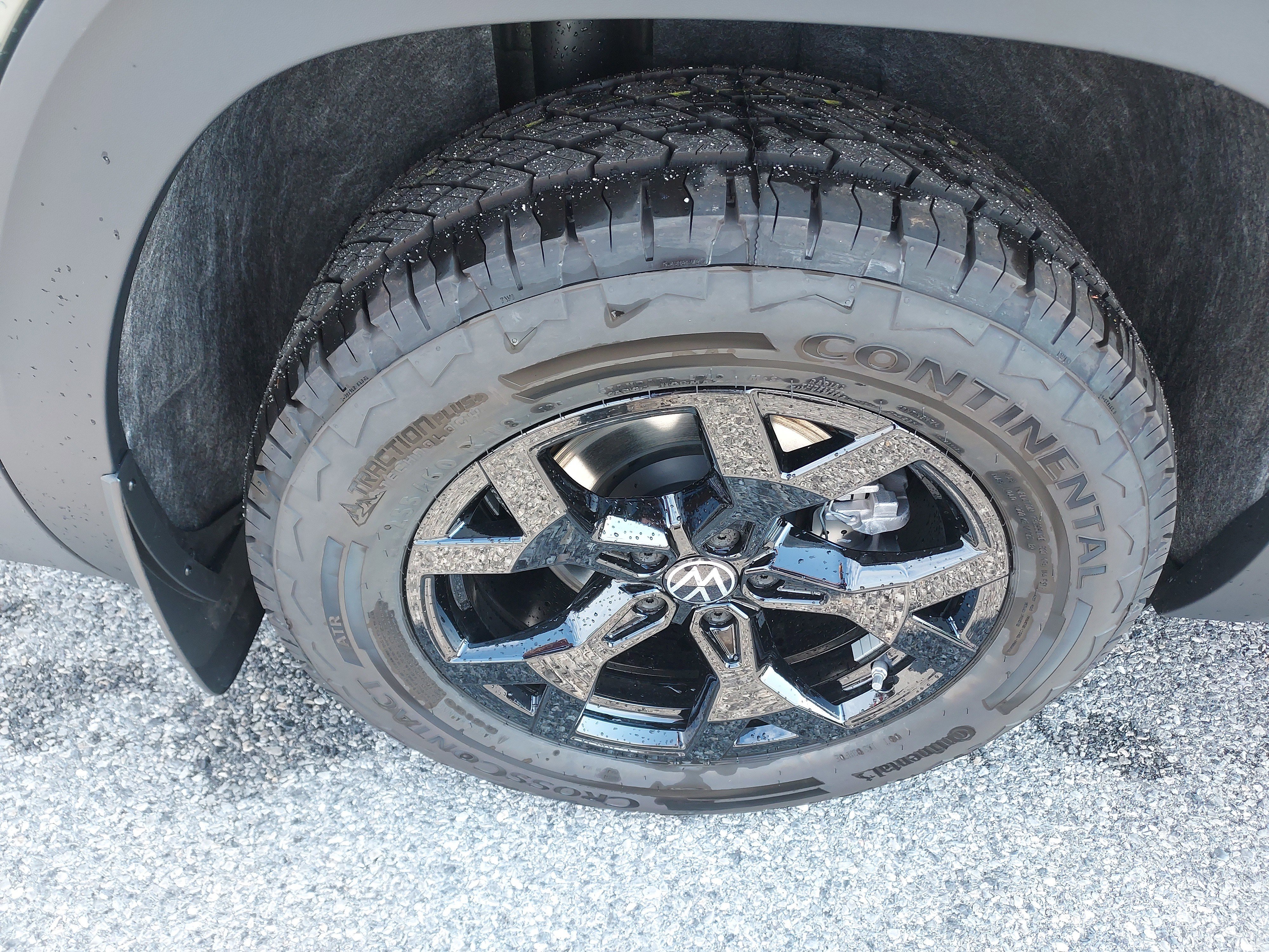 New 2026 Volkswagen Atlas Peak Edition image 10