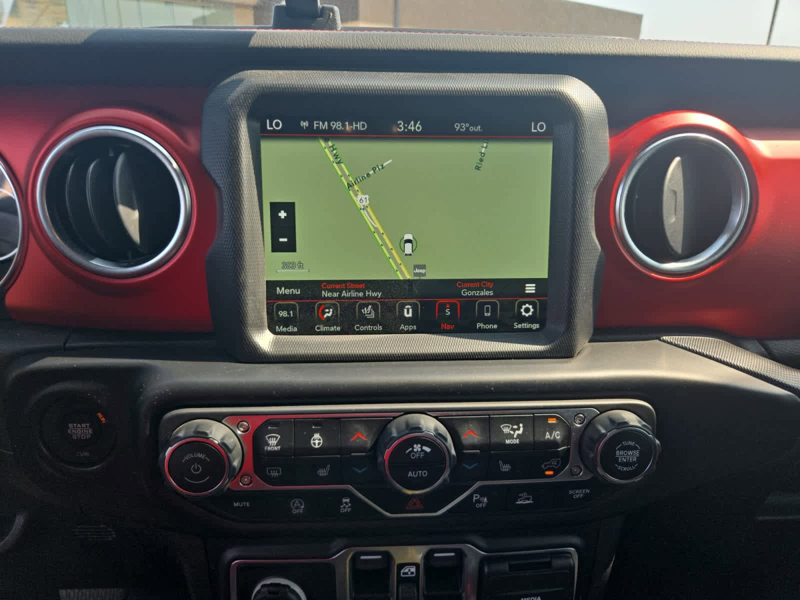 Used 2021 Jeep Gladiator Rubicon AWD/4WD image 17