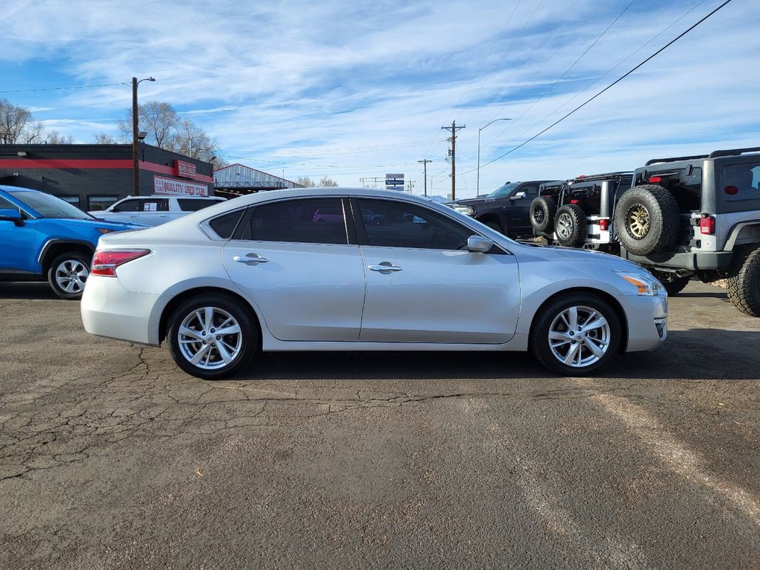 Used 2015 Nissan Altima 2.5 SV image 8